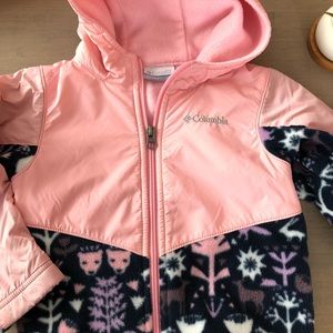Pink and Navy light Columbia fleece jacket
